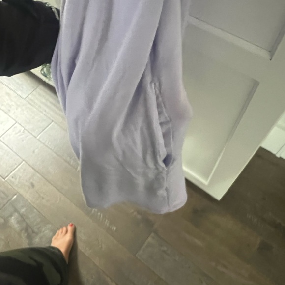 Lilly Pulitzer sweater size small - Picture 3 of 6